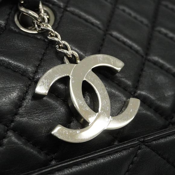 CHANEL Tote Bag Matelasse Chain Shoulder Lambskin Black Silver Hardware Women's - Picture 8 of 10